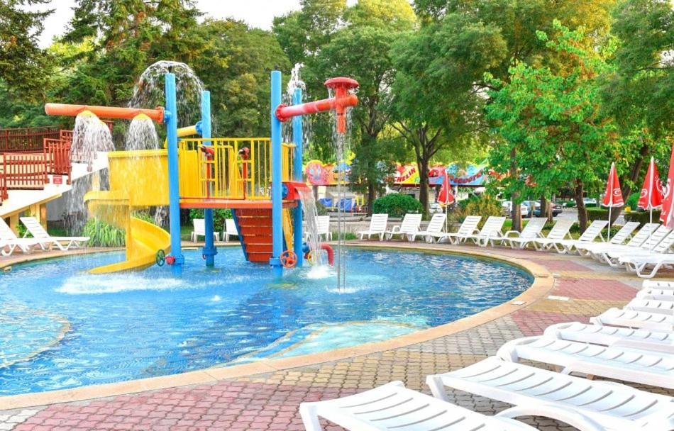 Hotel Laguna Mare Albena Kültér fotó