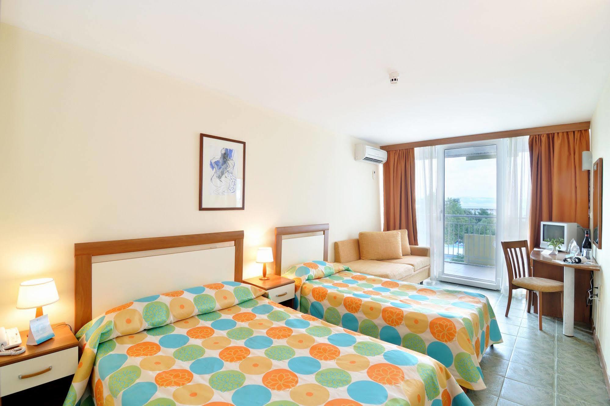 Hotel Laguna Mare Albena Kültér fotó